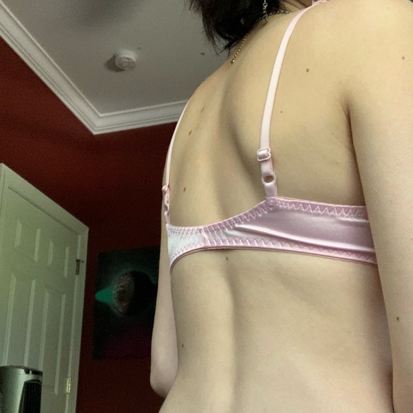 cute pink satin bra 💓 34B ~ maidenform - Picture 2 of 4